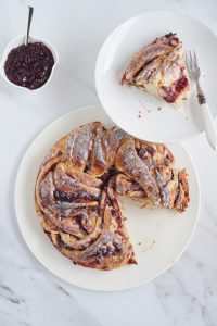 fruchtiges Hefegebäck