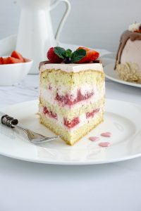 Valentinstag Torte Anschnitt