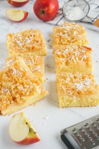 Schneller Apfelkuchen vom Blech