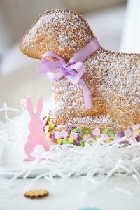 Osterlamm mit Eierlikör