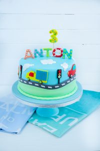 Auto Torte backbienchen