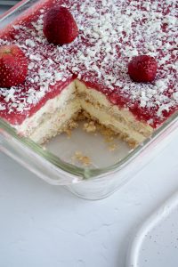 Spaghetti-Eis-Kuchen