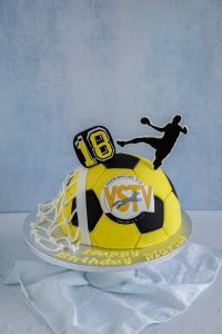 Handball Torte backbienchen