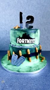 Fortnite Torte backbienchen