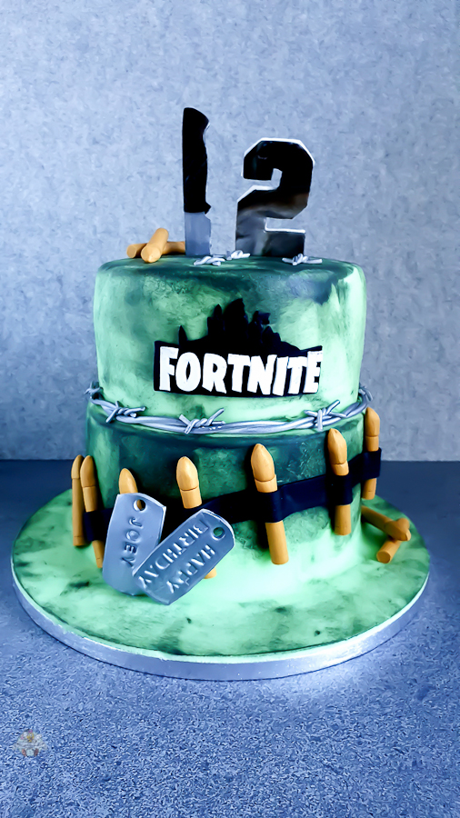 Fortnite Torte backbienchen