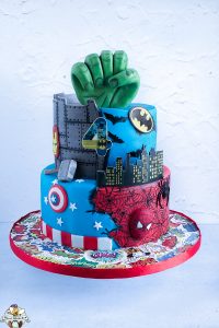 Superhelden Torte backbienchen